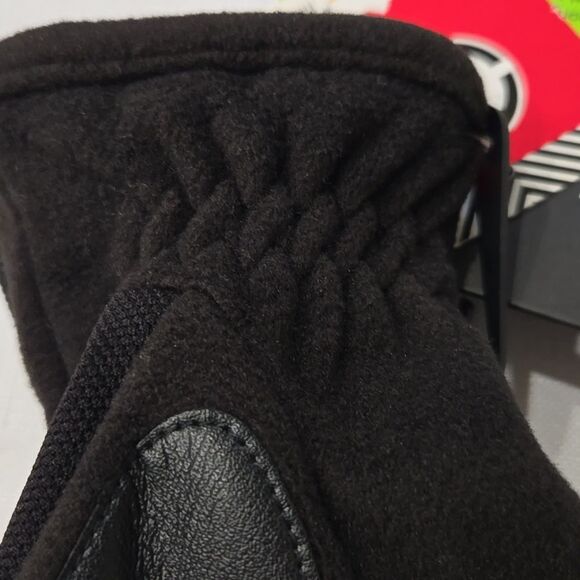 Isotoner Men's Active Smart Touch Gloves Medium Thermaflex Sporty Touchscreen - Picture 14 of 14